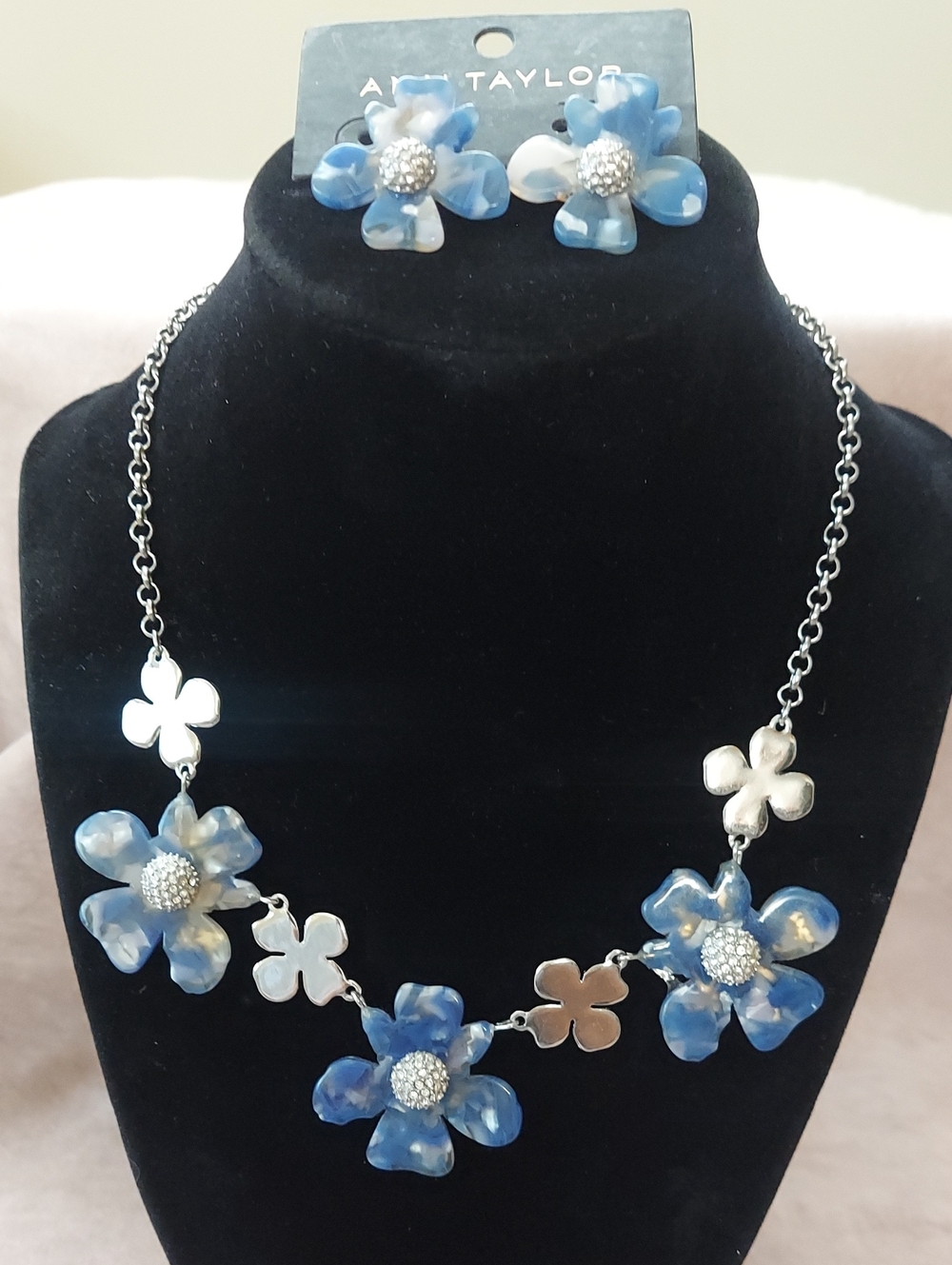 Ann Taylor Blue Acrylic/Resin Flower Rhinestone Statement Necklace And Earrings